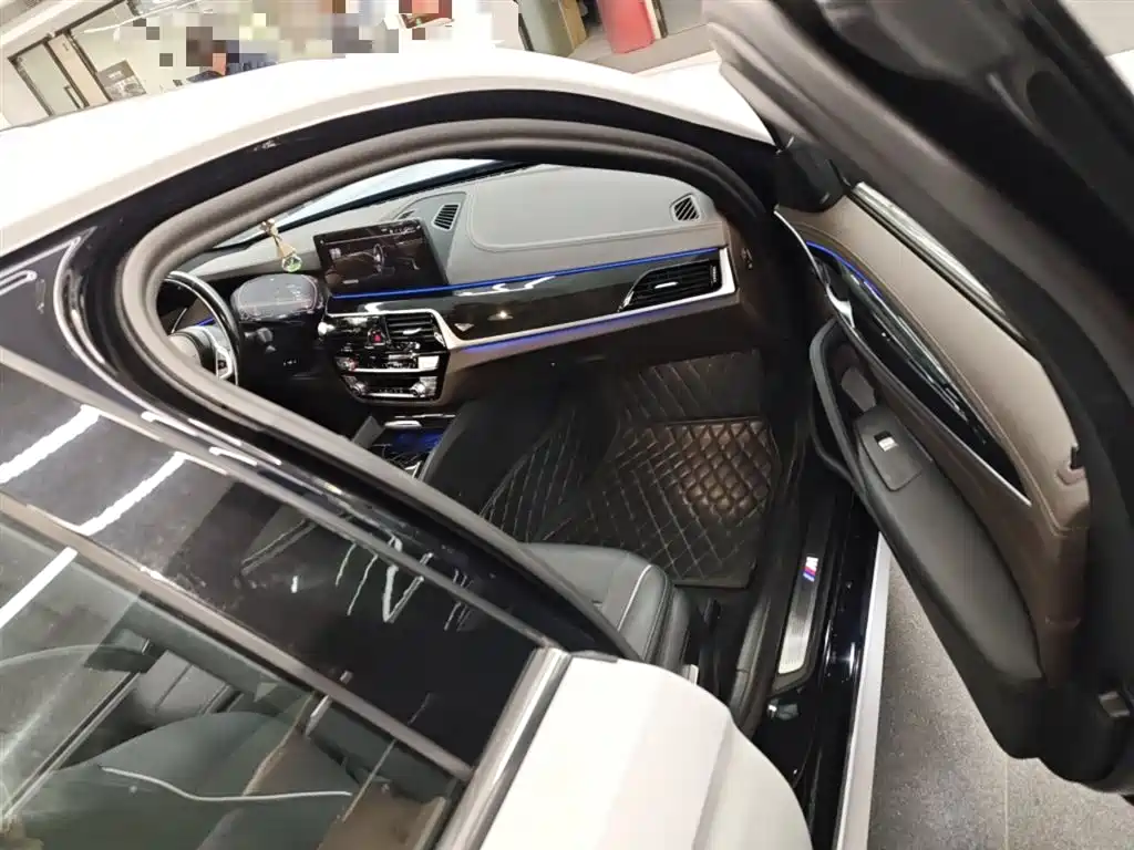 BMW 5 Series 2022 Facelift 525Li M Sport Package фото 20
