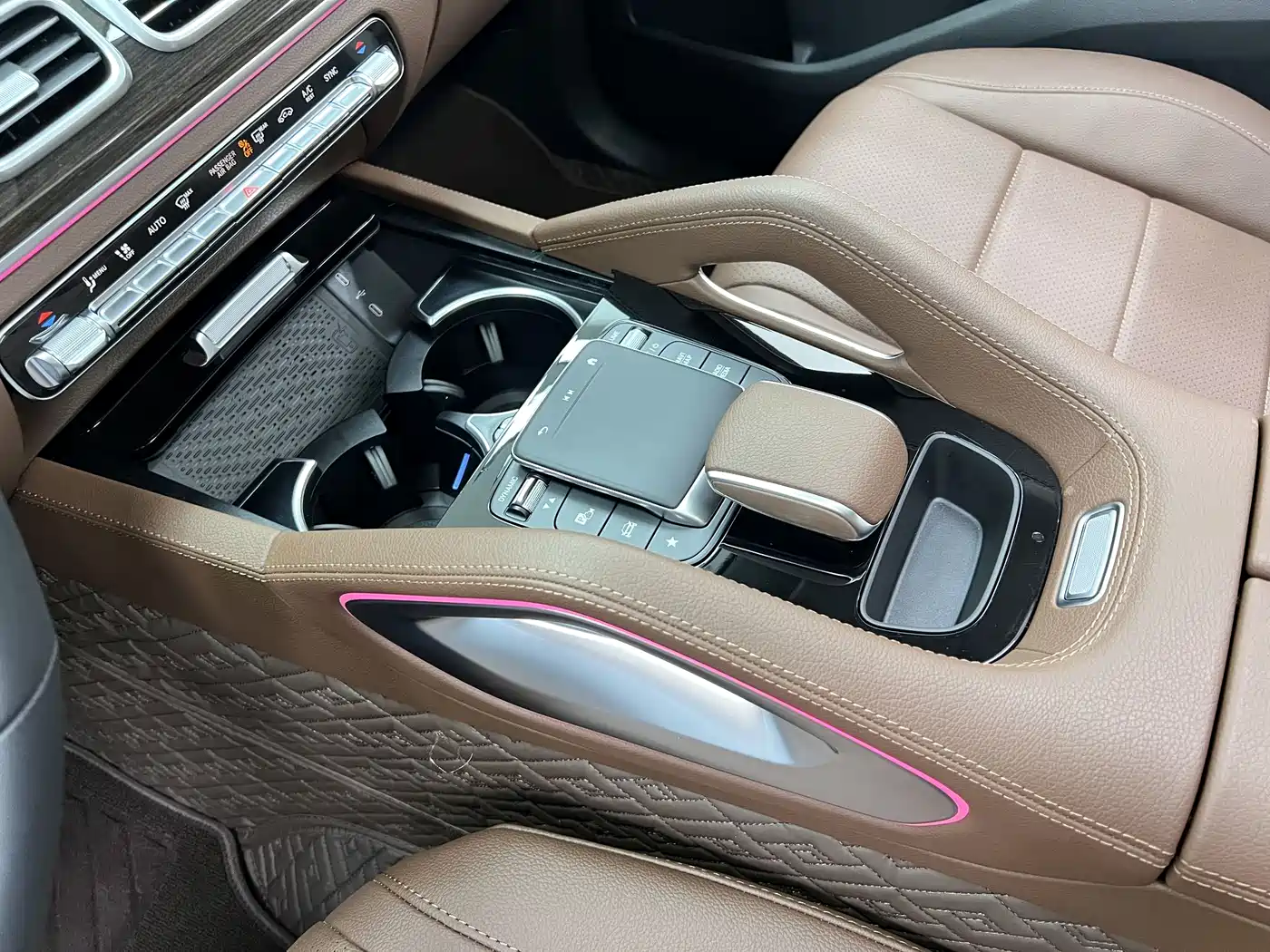 Mercedes-Benz GLE 2026 GLE 350 4MATIC Dynamic фото 22