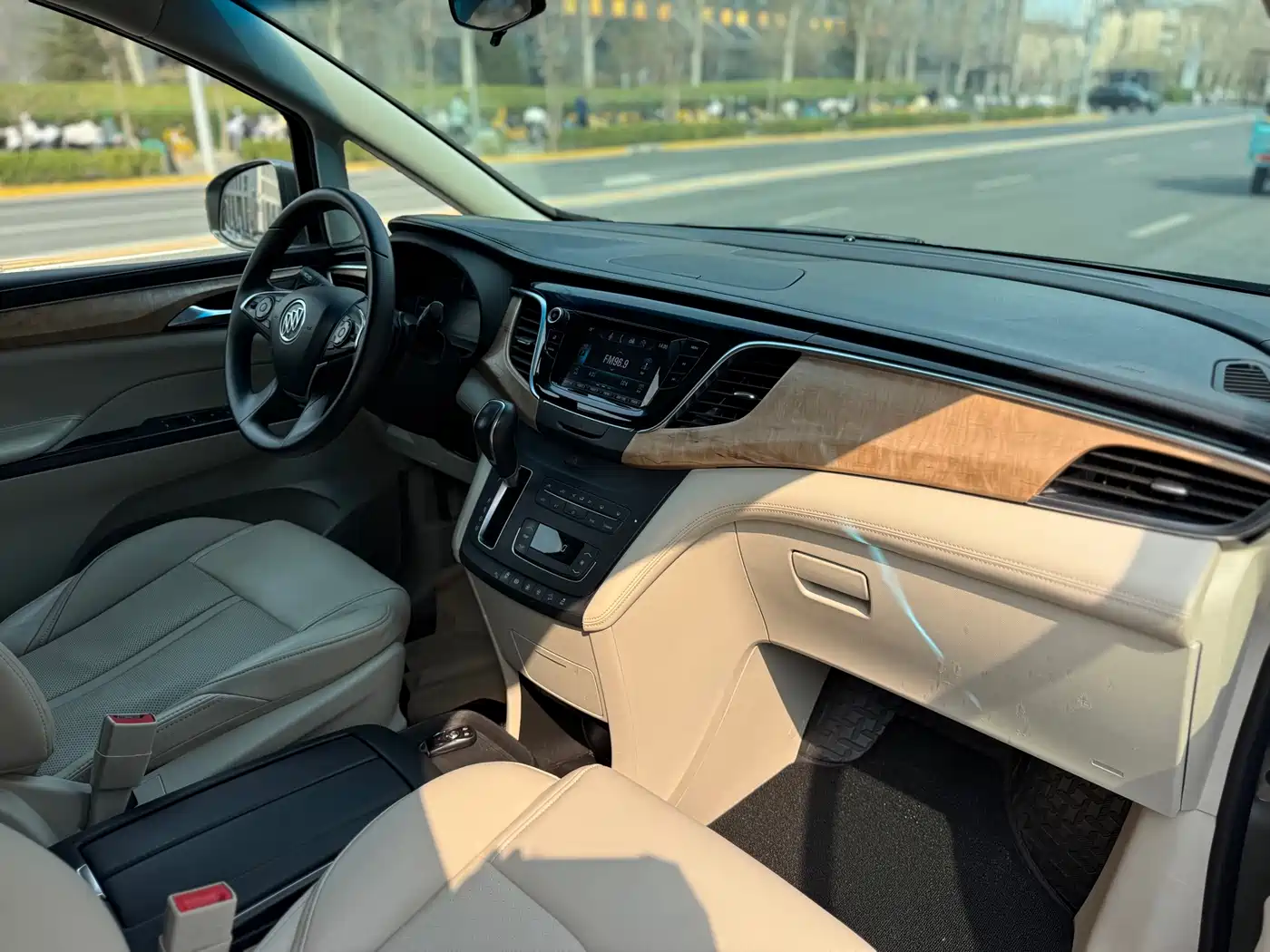 Buick GL8 2017 ES 28T Comfort Type China V фото 10