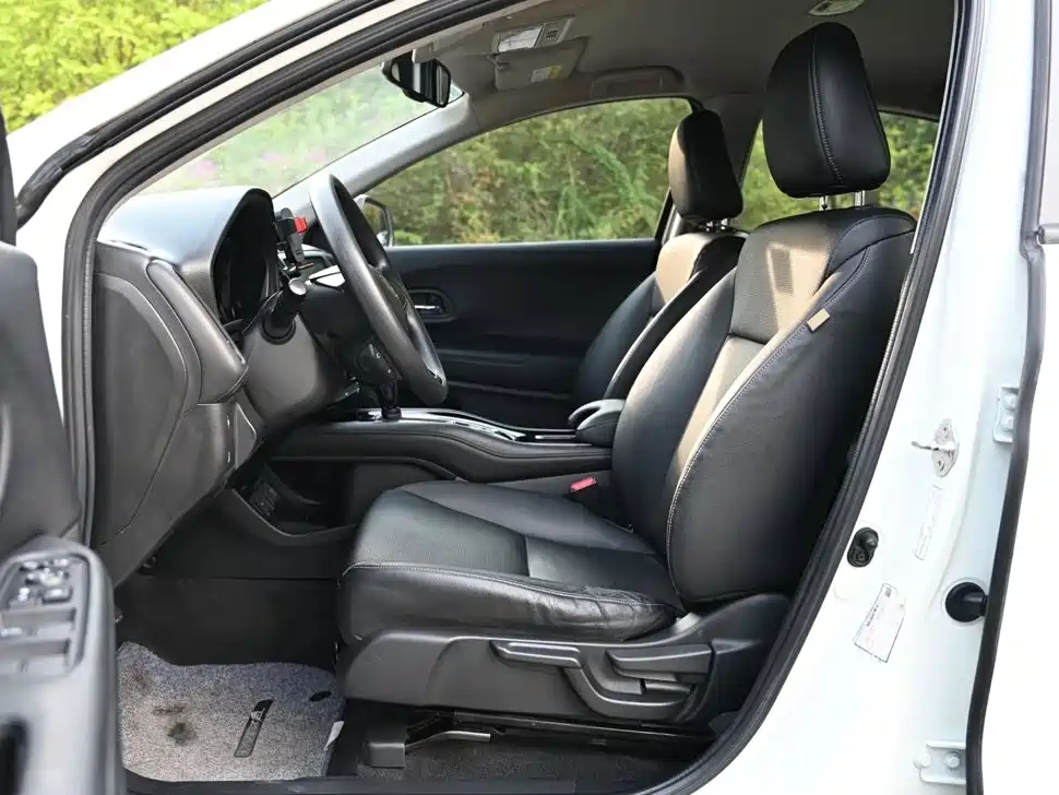 Photo 5 - Honda Vezel