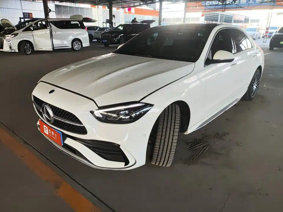Фото 1 - Mercedes-Benz C-Class