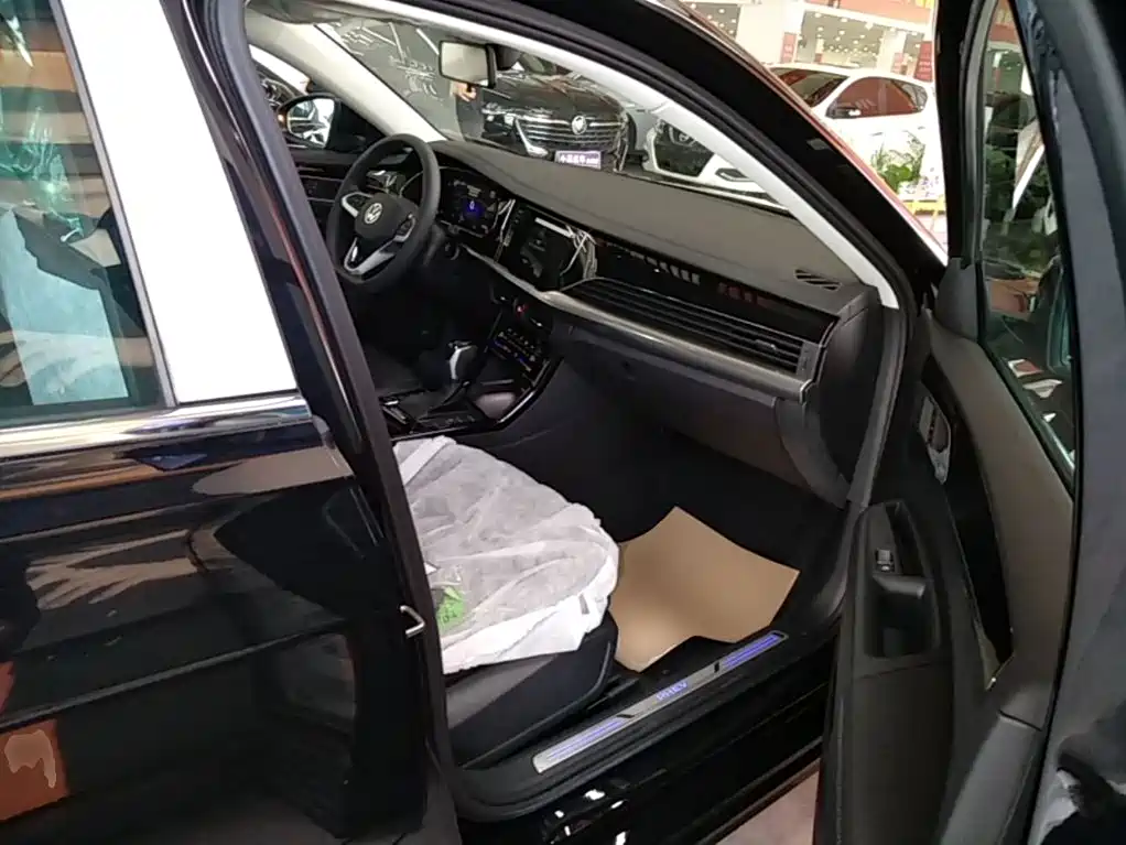 Volkswagen Passat New Energy 2026 2025 430PHEV Hybrid Business Edition