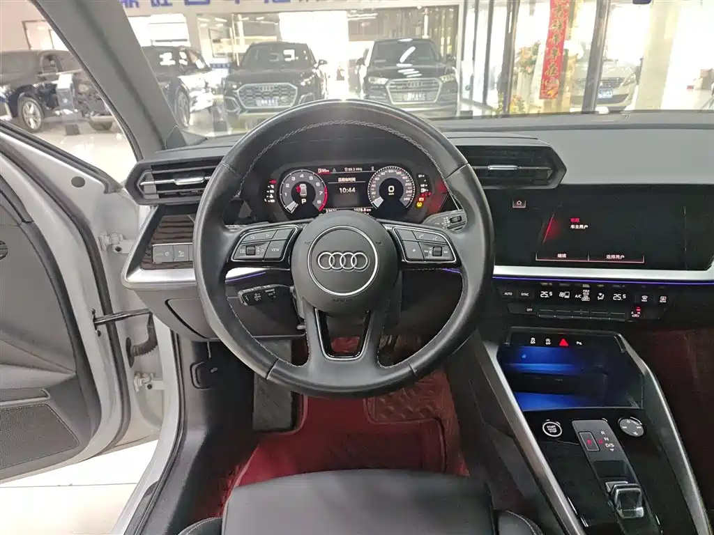 Audi A3 2024 Model A3L Limousine 35 TFSI Fashion Sport фото 11