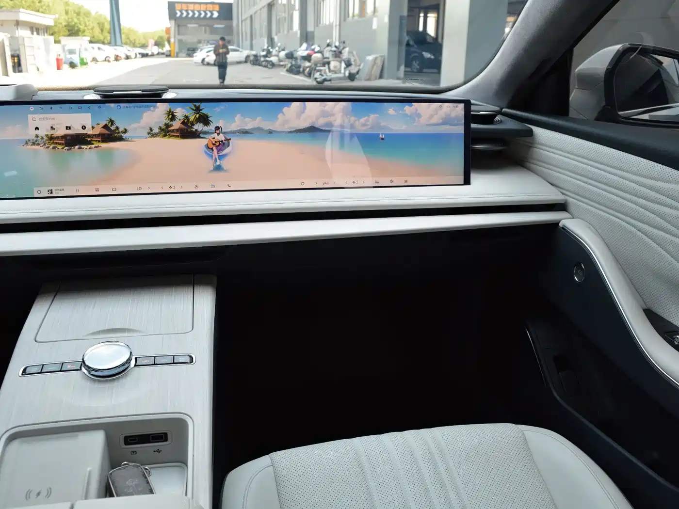 Geely Galaxy Galaxy E8 2025 2024 665km RWD Starship Voyager Edition