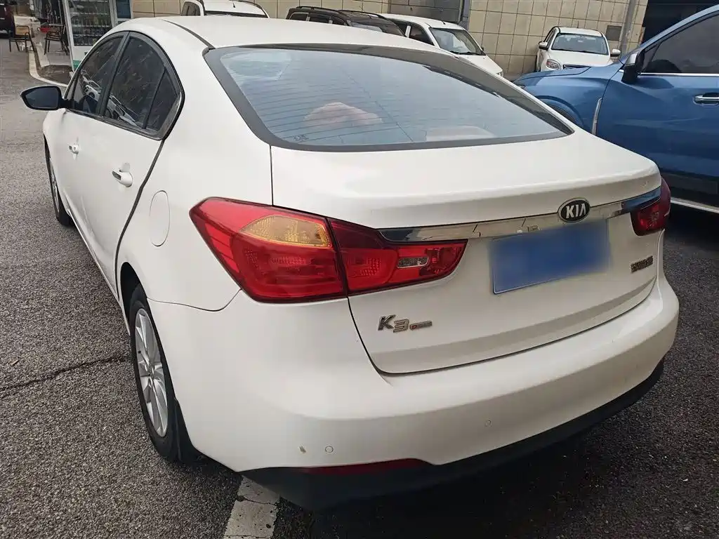 Kia K3 2015 1.6L Automatic GLS фото 5