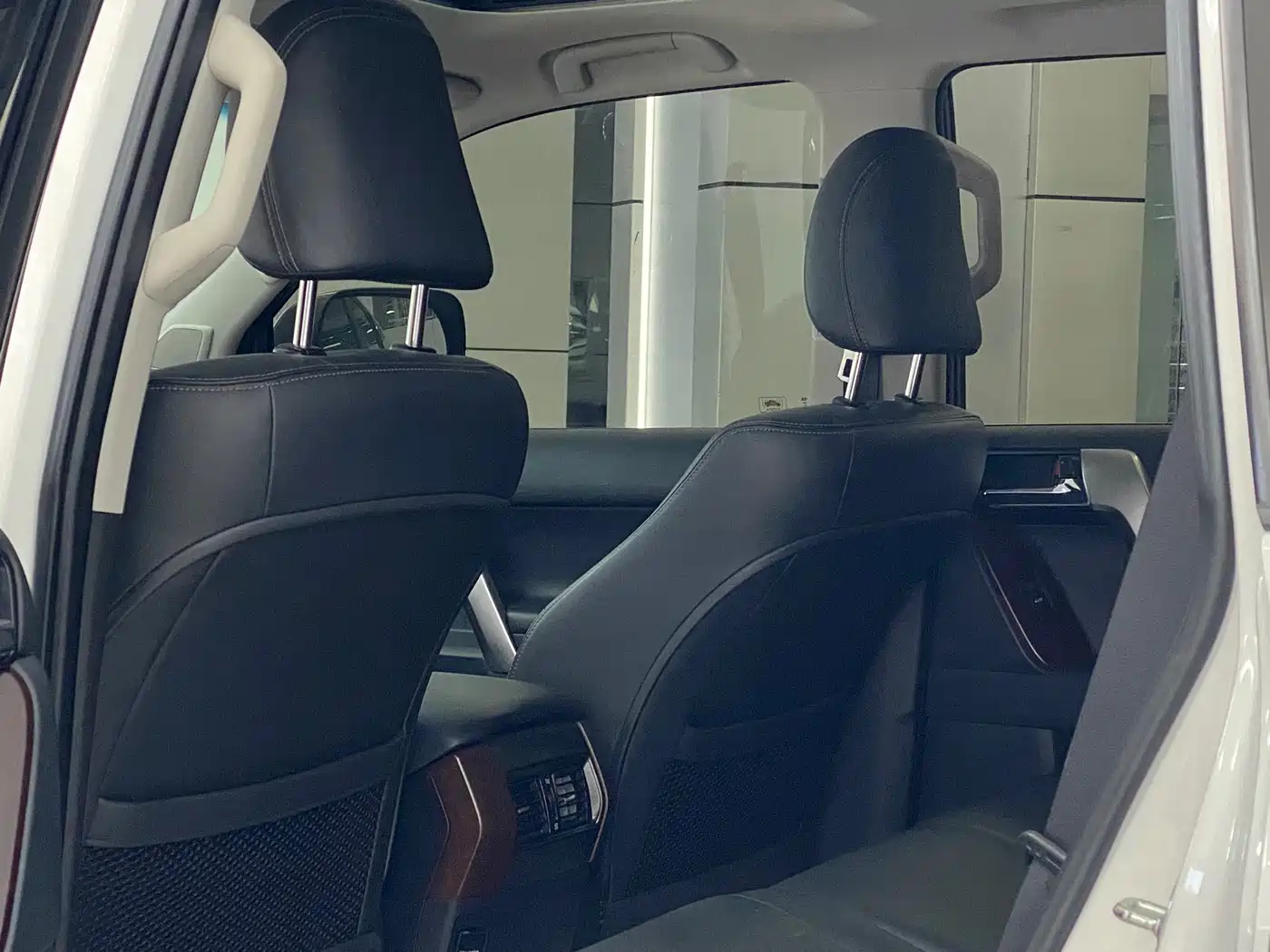 Toyota Prado 2016 3.5L Auto TX-L фото 6