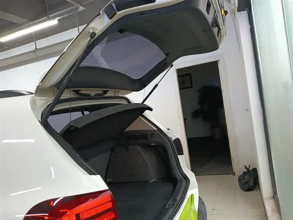 Volkswagen Tiguan 2015 1.8TSI Automatic 2WD Comfortline фото 19