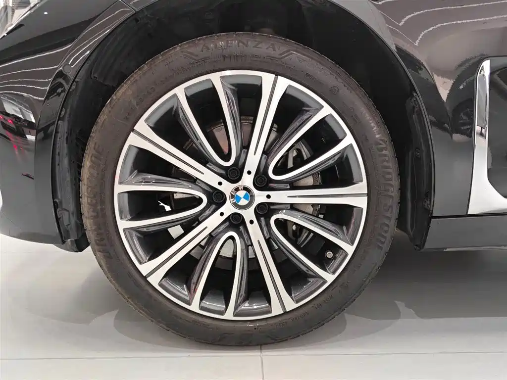 BMW 7 Series 2021 Model 740Li Leading Luxury Package фото 10