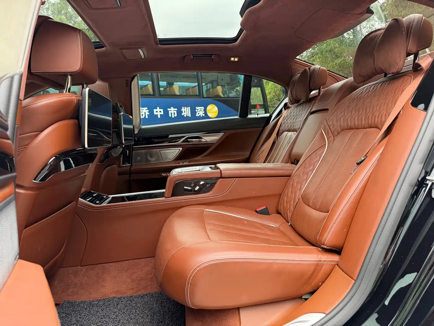 BMW 7 Series 2018 740Li xDrive Premium Type M Sport Package фото 22