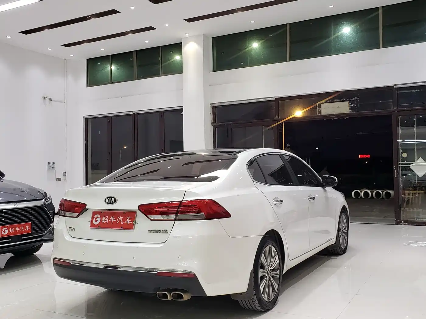 Kia K4 2014 1.8L Automatic DLX фото 11