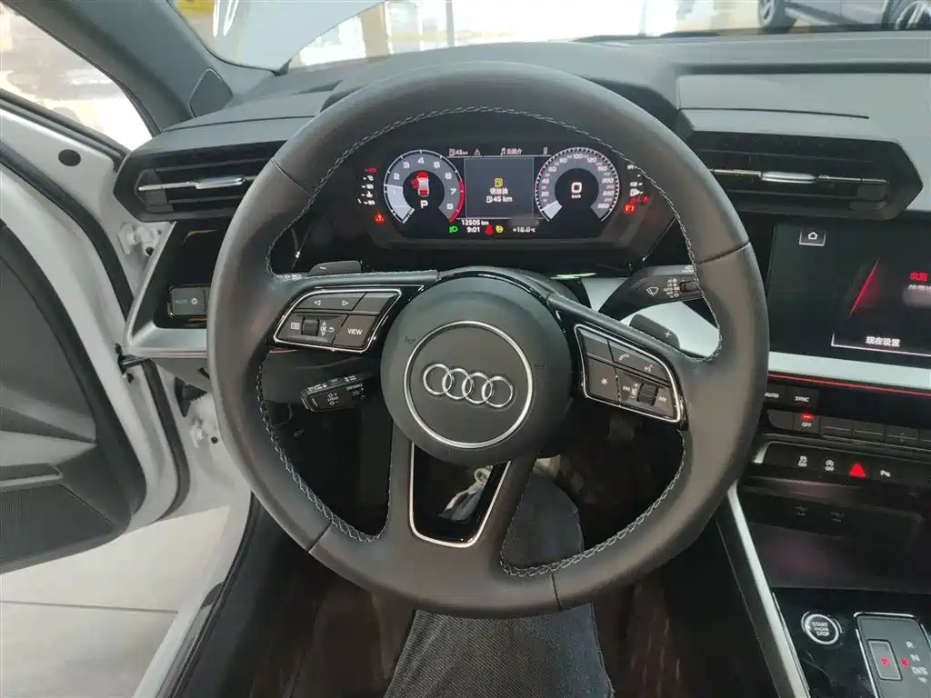 Audi A3 2024 Model A3L Limousine 35 TFSI Fashion Sport фото 11