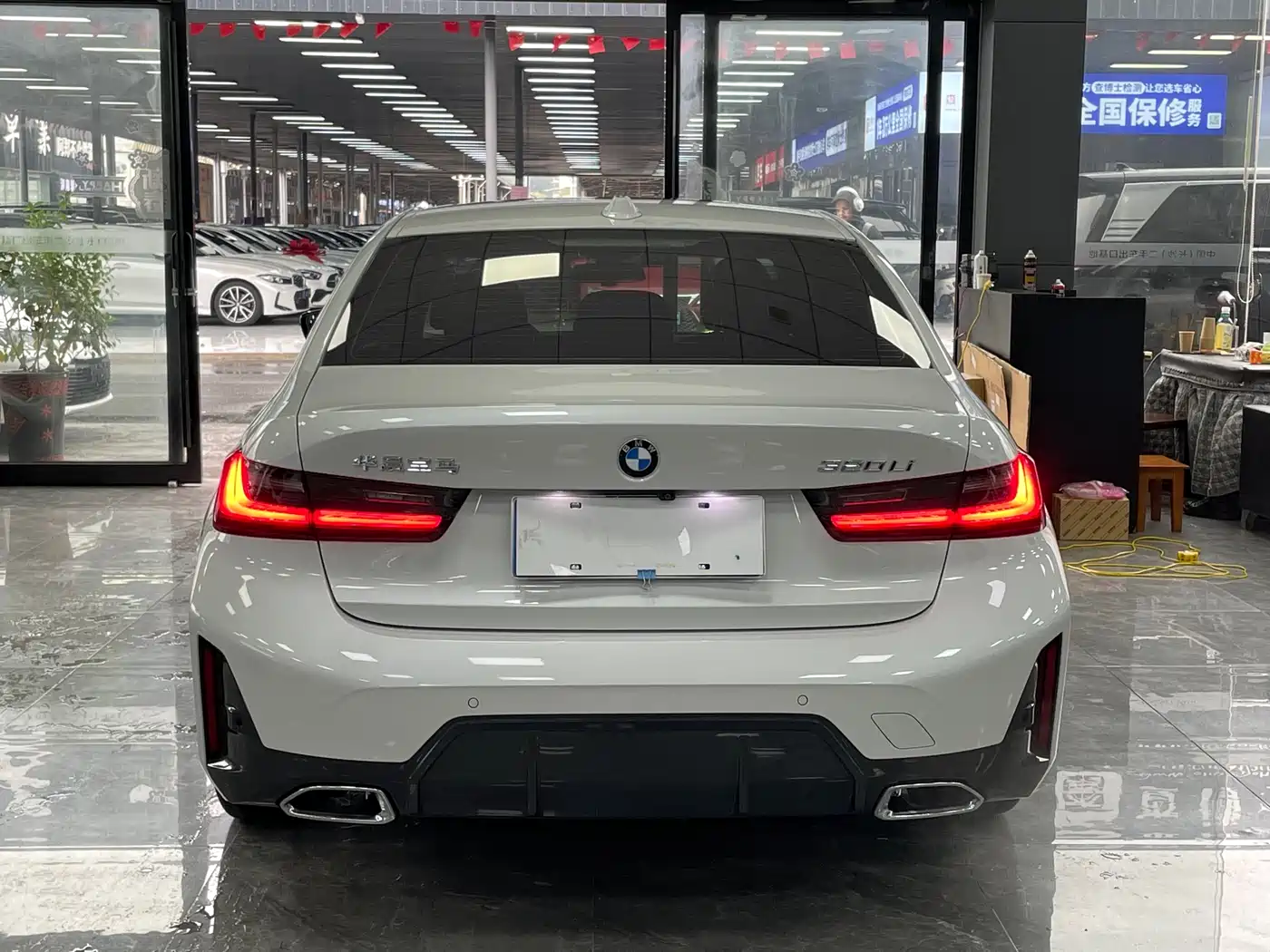 BMW 3 Series 2023 320Li M Sport Package фото 15