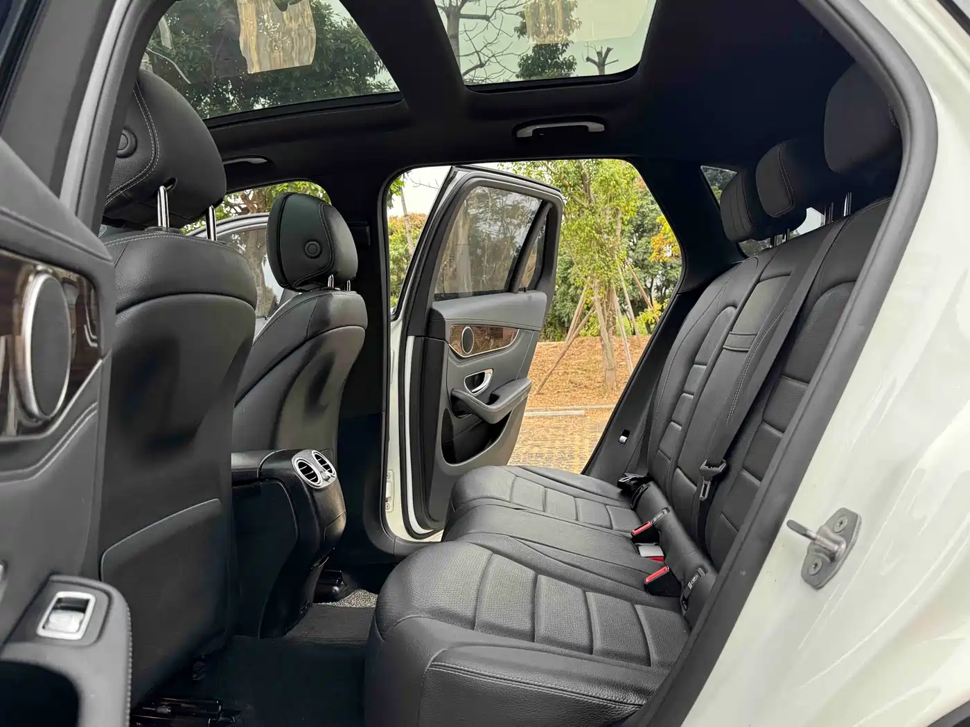 Mercedes-Benz GLC 2017 GLC 260 4MATIC Dynamic фото 13