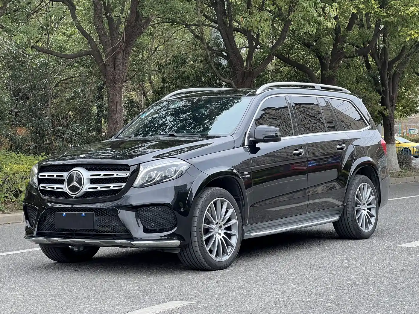 MERCEDES-BENZ GLS