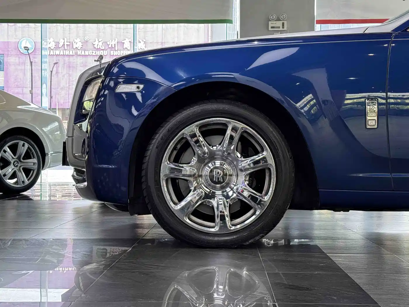 Rolls-Royce Ghost 2013 2014 6.6T Standard Edition