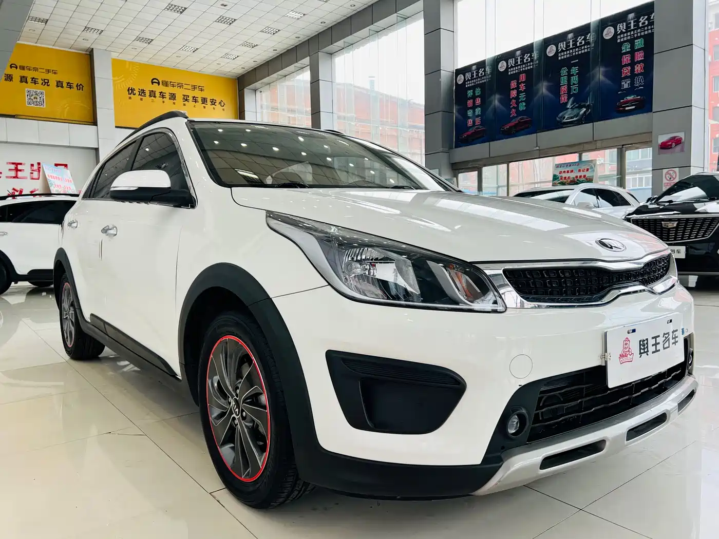 Kia KX CROSS 2017 1.4L AT GLS фото 5