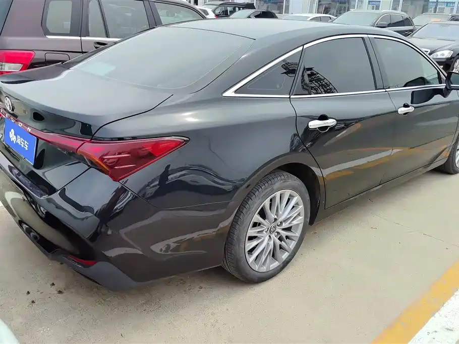 TOYOTA ASIAN DRAGON