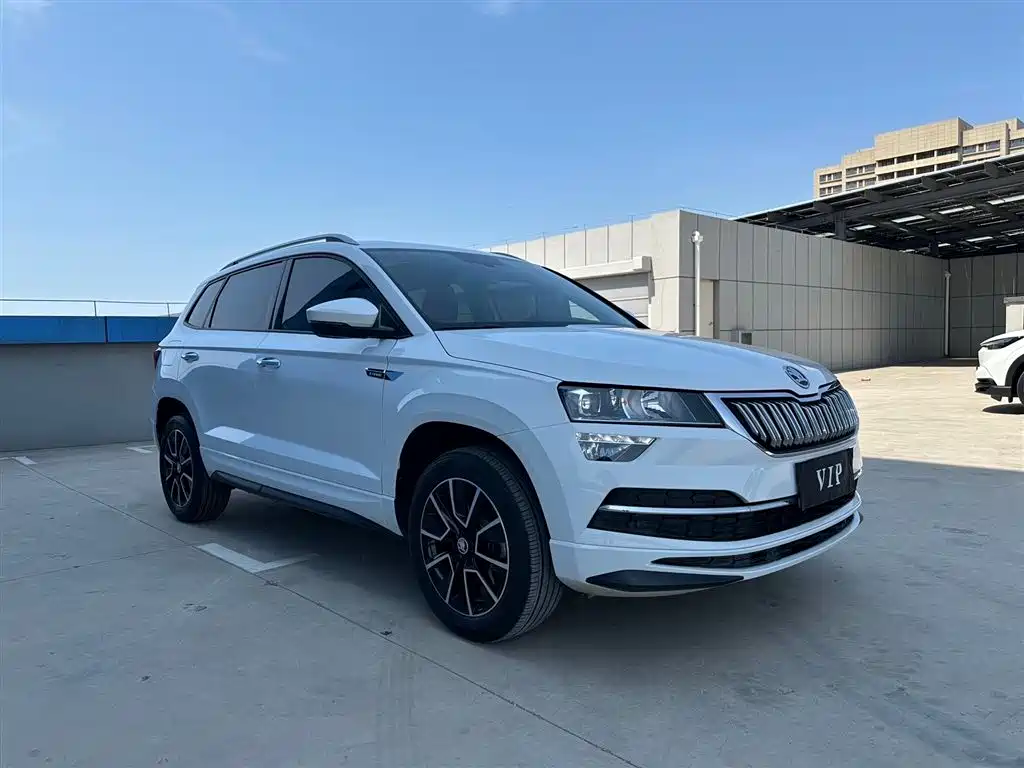 Škoda Karoq 2023 TSI280 Premium Edition фото 3