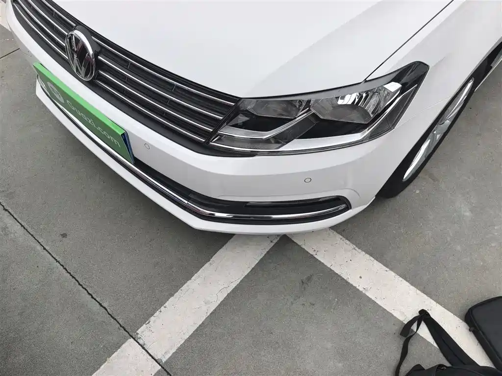 Volkswagen Lavida 2017 1.6L Automatic Comfort Edition фото 24