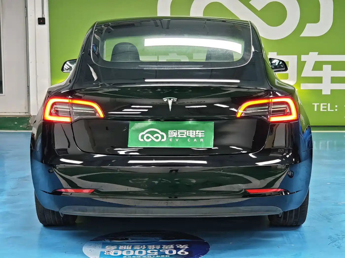Фото 17 - Tesla Model 3