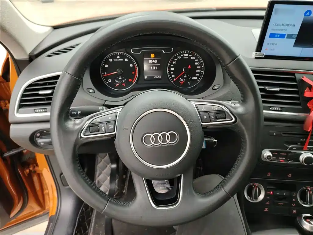 Audi Q3 2015 35 TFSI Millionth Anniversary Intelligent Leader фото 11