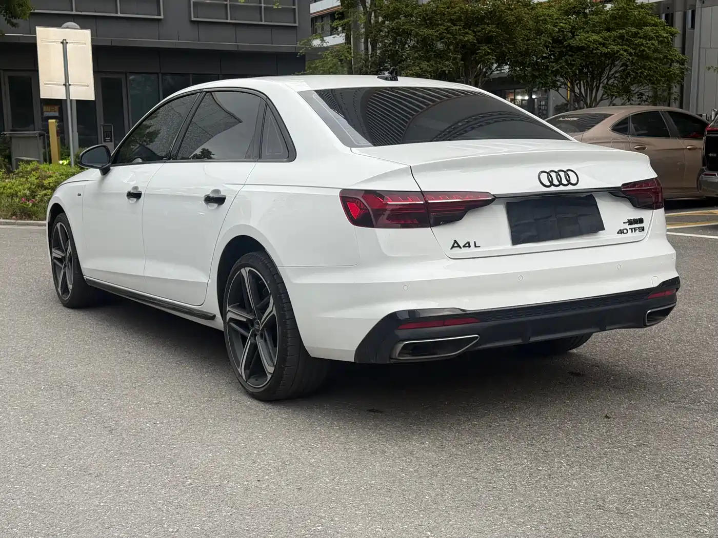 Audi A4L 2024 40 TFSI Luxury Dynamic фото 25