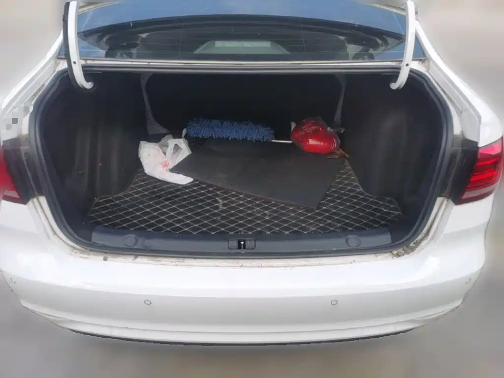 Volkswagen Lavida, миниатюра 10