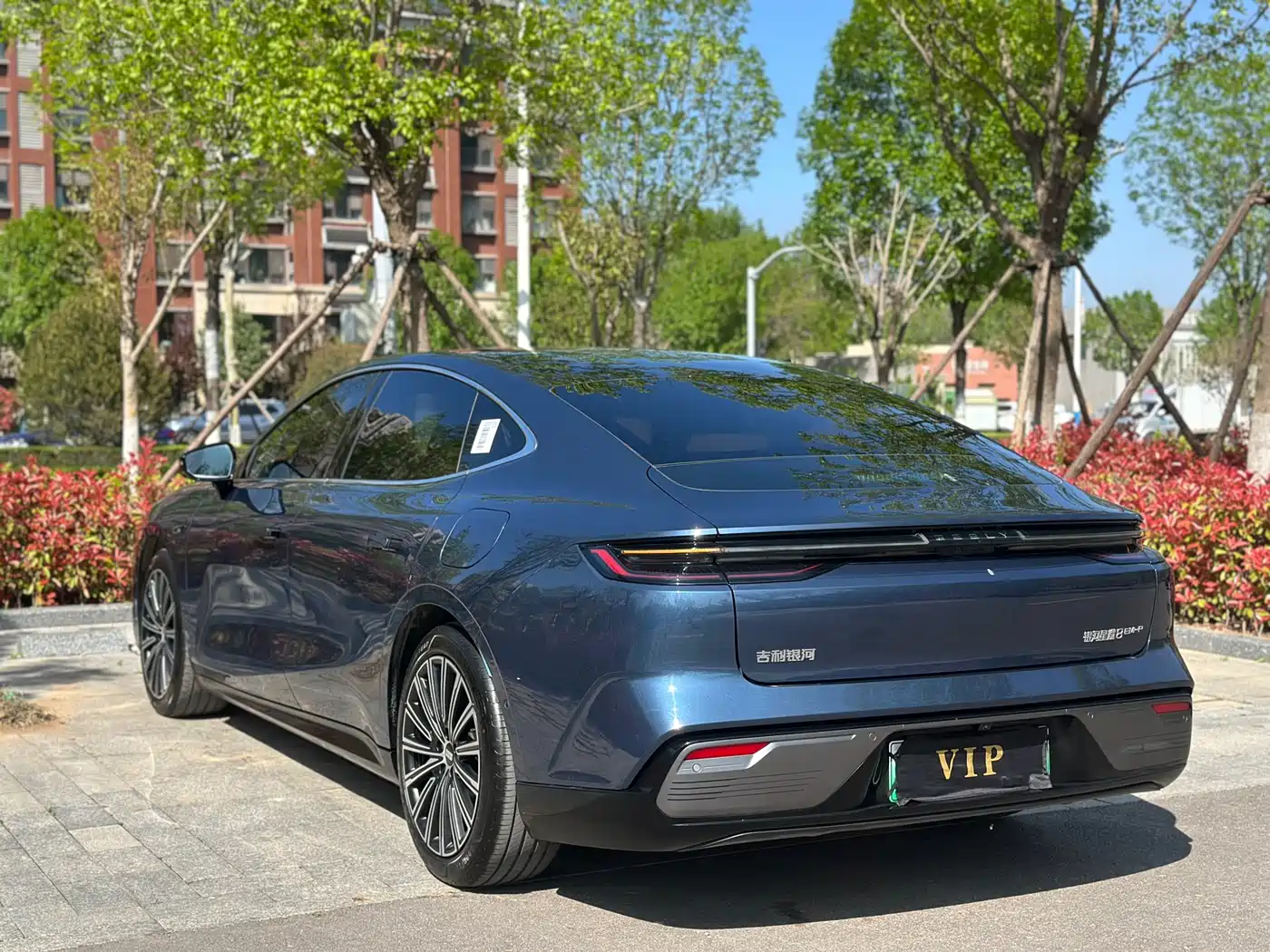 GEELY GALAXY GALAXY SPARKLE 8