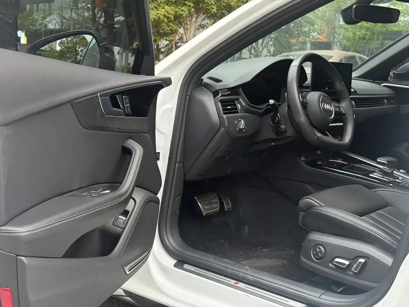 Audi A4L 2024 40 TFSI Luxury Dynamic фото 5