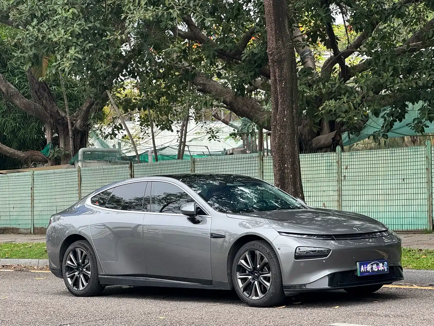 XIAOPENG P7