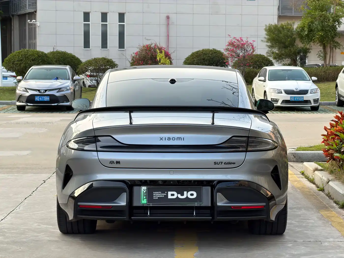 XIAOMI CAR XIAOMI SU7 ULTRA