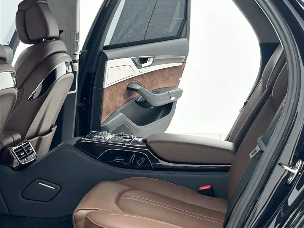 Audi A8 2013 A8L 45 TFSI quattro Luxury фото 6