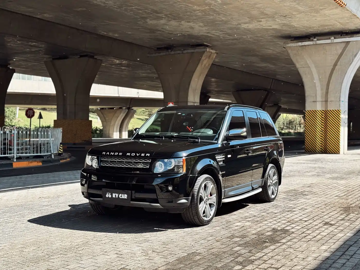 Land Rover Range Rover Sport 2013 5.0 SC V8 Ultimate Edition фото 3