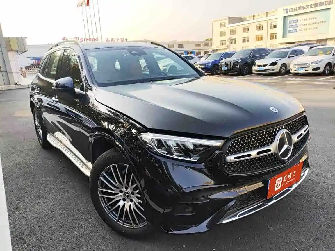 Mercedes-Benz GLC 2025 GLC 300 L 4MATIC Dynamic 5-seater фото 2