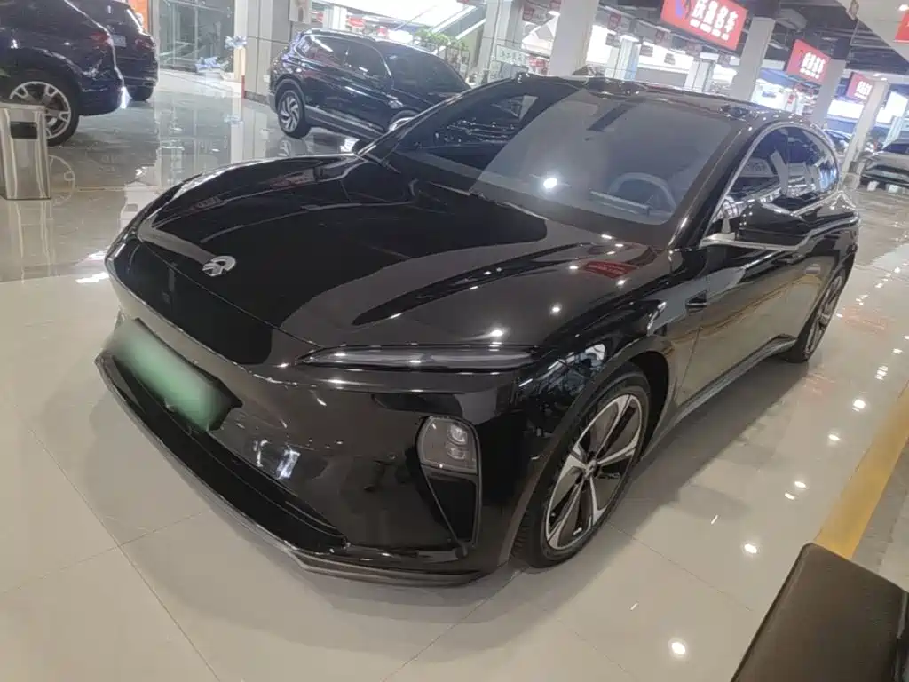 Фото 2 - NIO ET5T