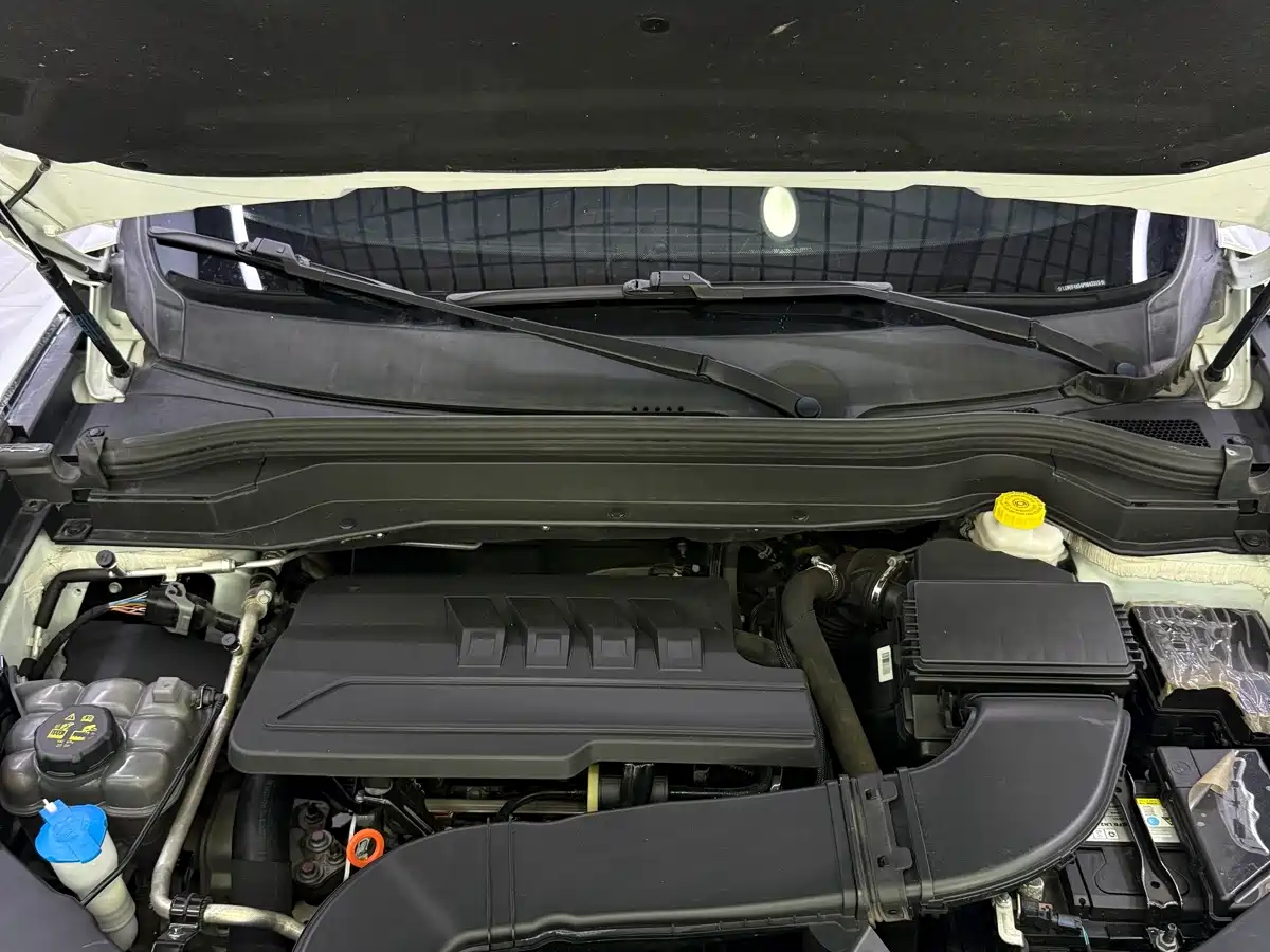 Photo 18 - Haval H6