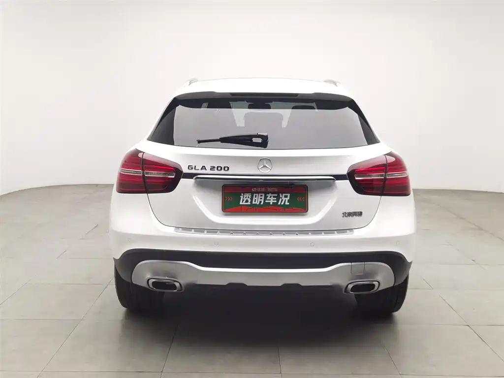 Mercedes-Benz GLA 2017 GLA 200 Dynamic фото 4