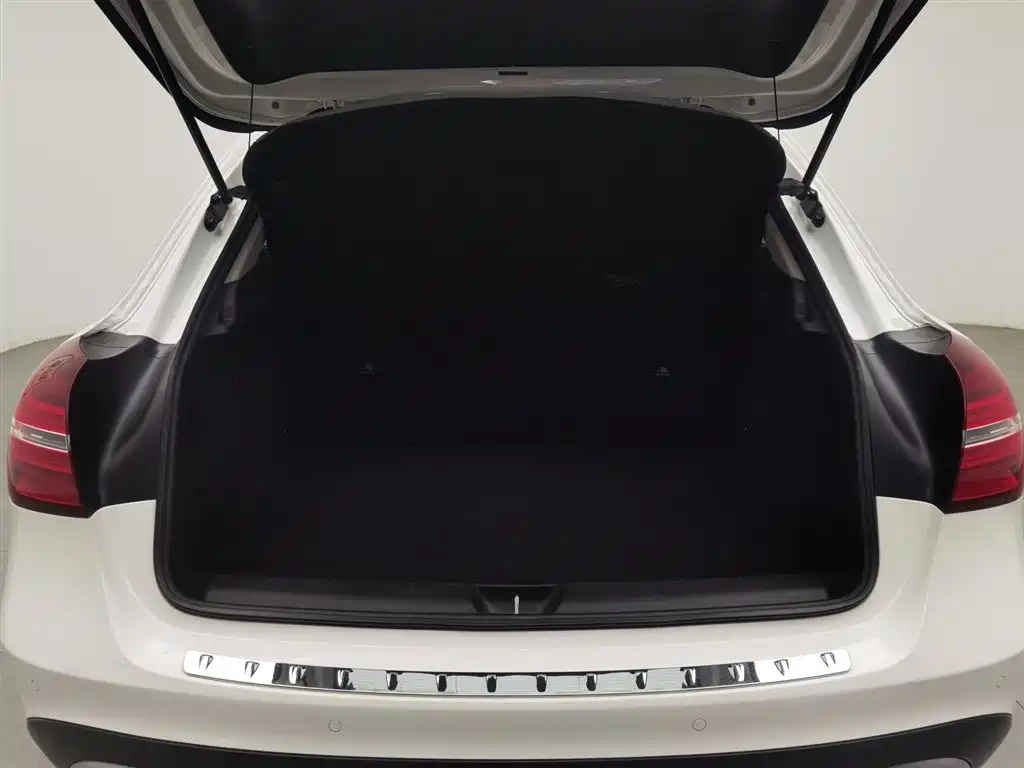 Mercedes-Benz GLA 2017 GLA 200 Dynamic фото 16