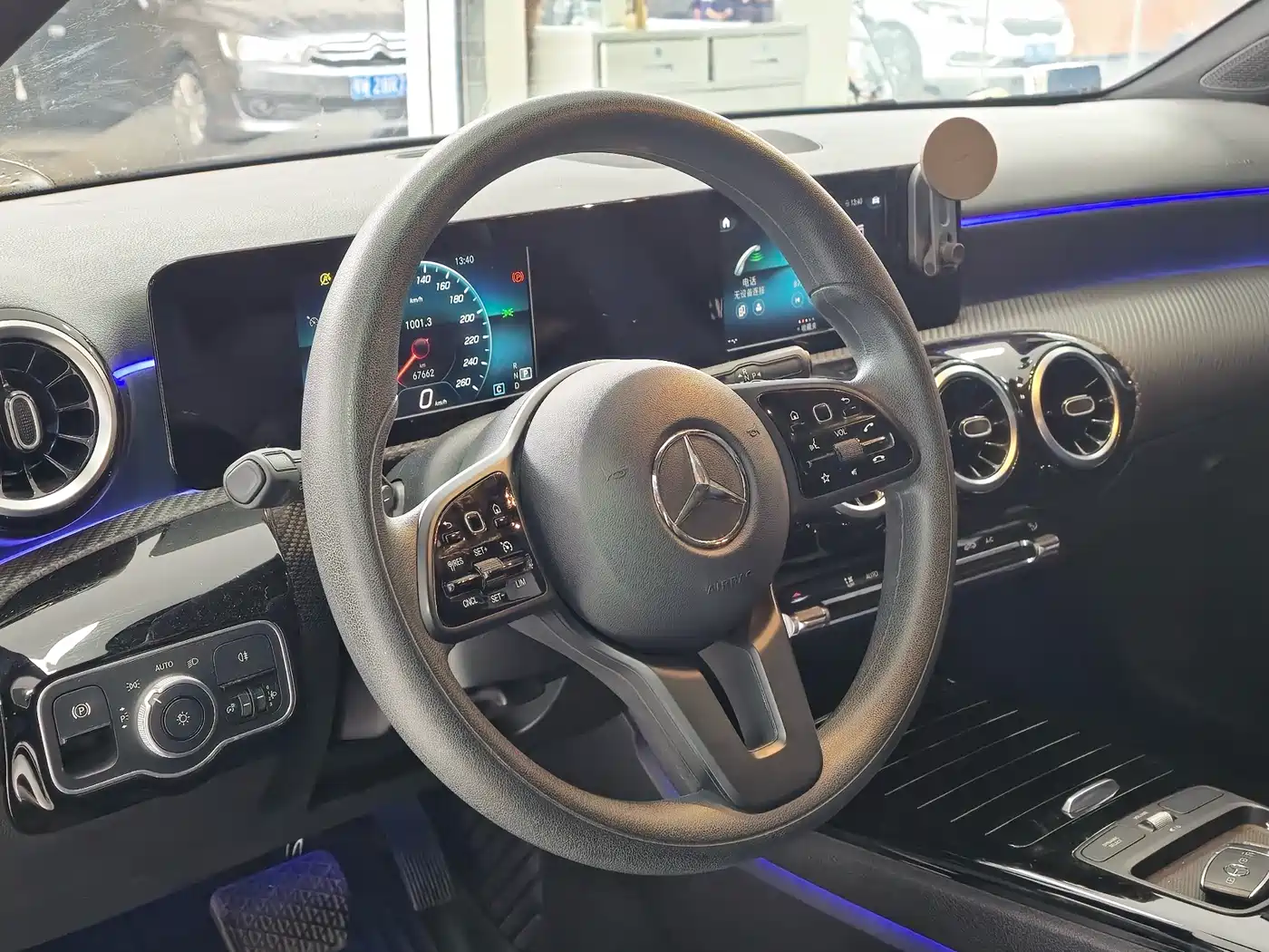 Mercedes-Benz A-Class 2020 Facelift A 180 L Sport Sedan фото 9