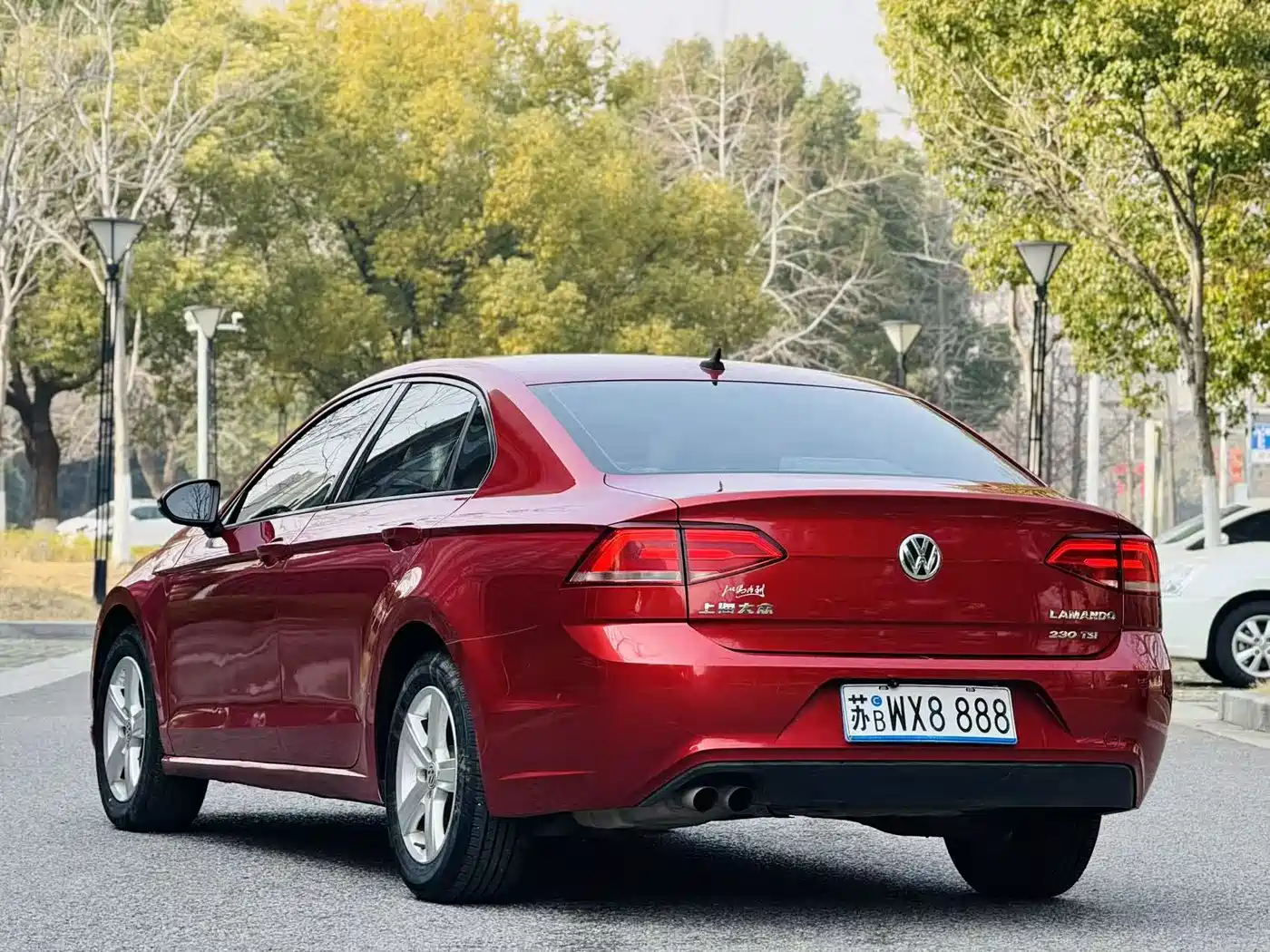 Volkswagen Lamando 2015 230TSI DSG Style фото 7