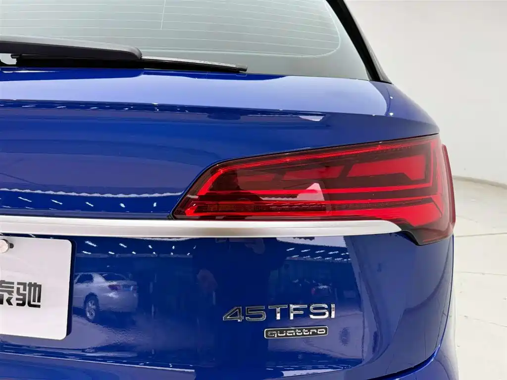 Audi Q5L 2022 45T Luxury Dynamic фото 10