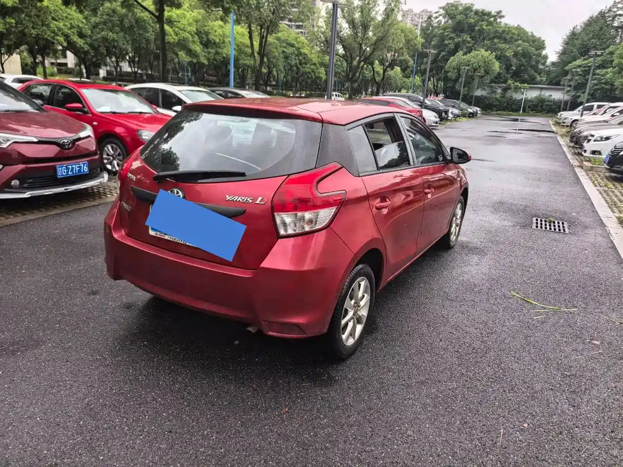 Toyota YARiS L Zhi Xuan 2014 2014 1.3E Automatic Charming Edition