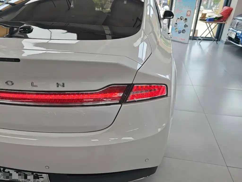 Lincoln MKZ 2018 2017 2.0T Exclusive Edition