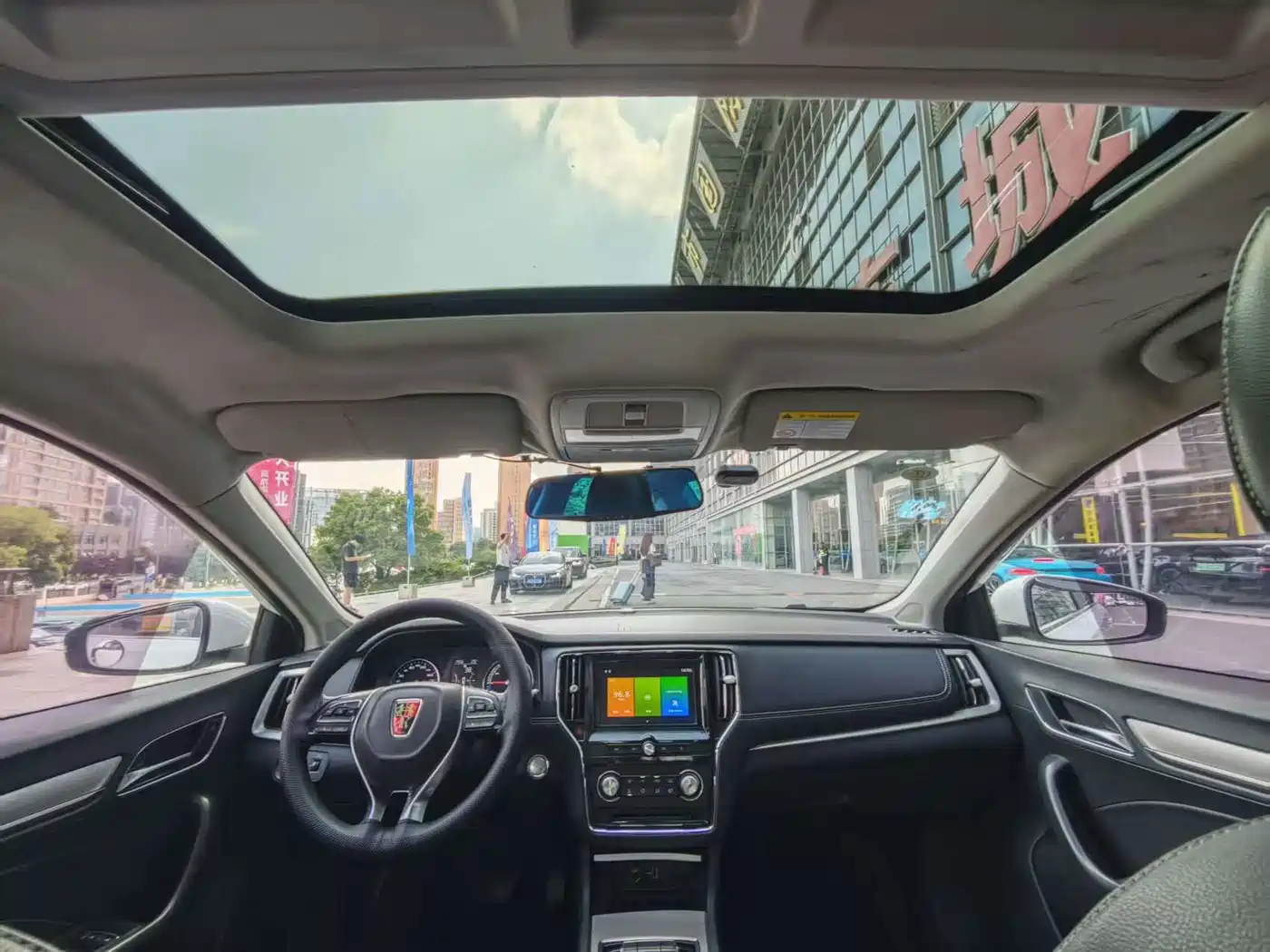 Roewe i6 New Energy 2020 2019 PLUS 50T 4G Connected Glory Luxury Edition
