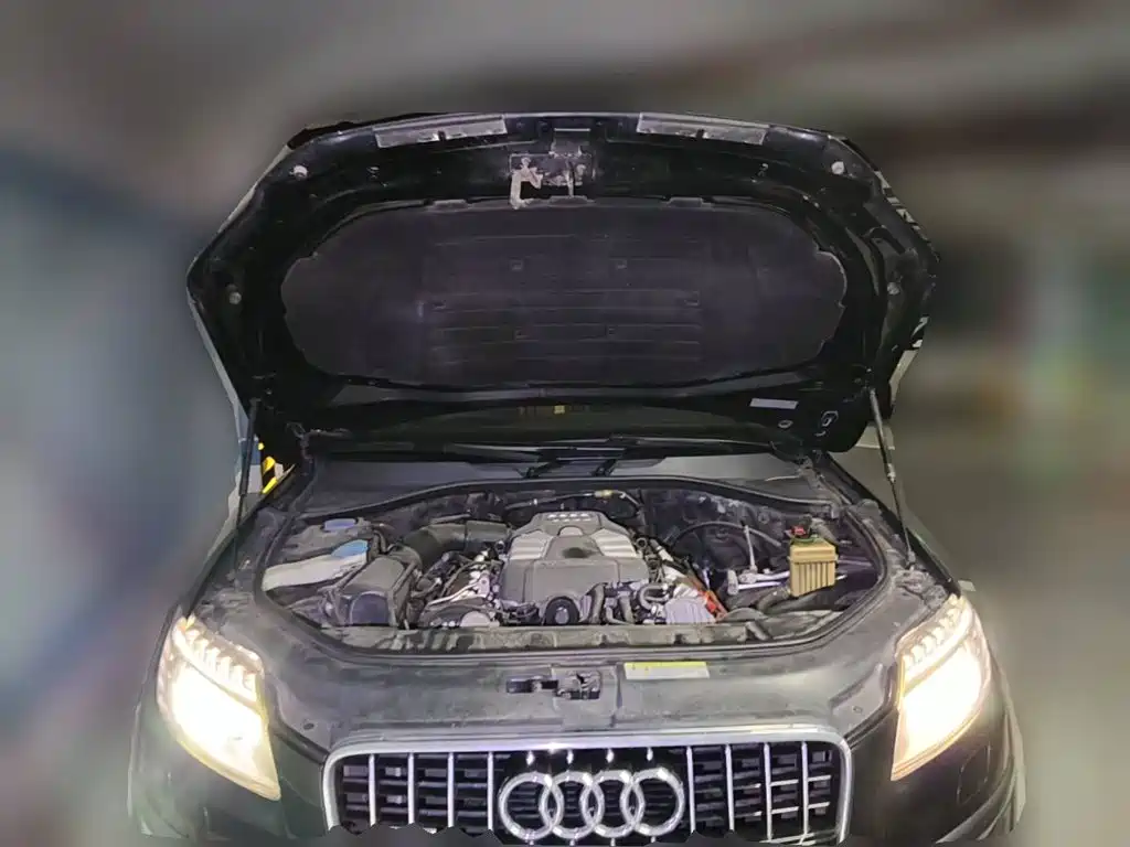 Photo 3 - Audi Q7