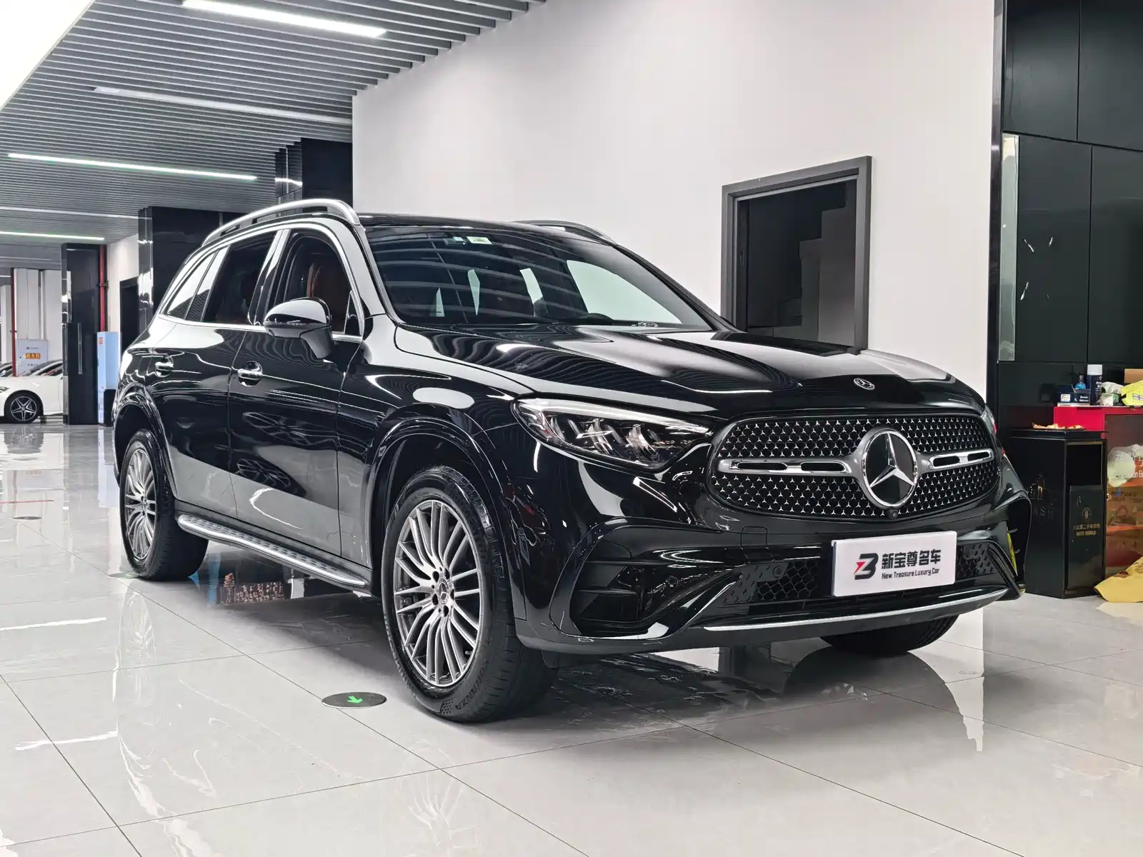 Фото 3 - Mercedes-Benz GLC