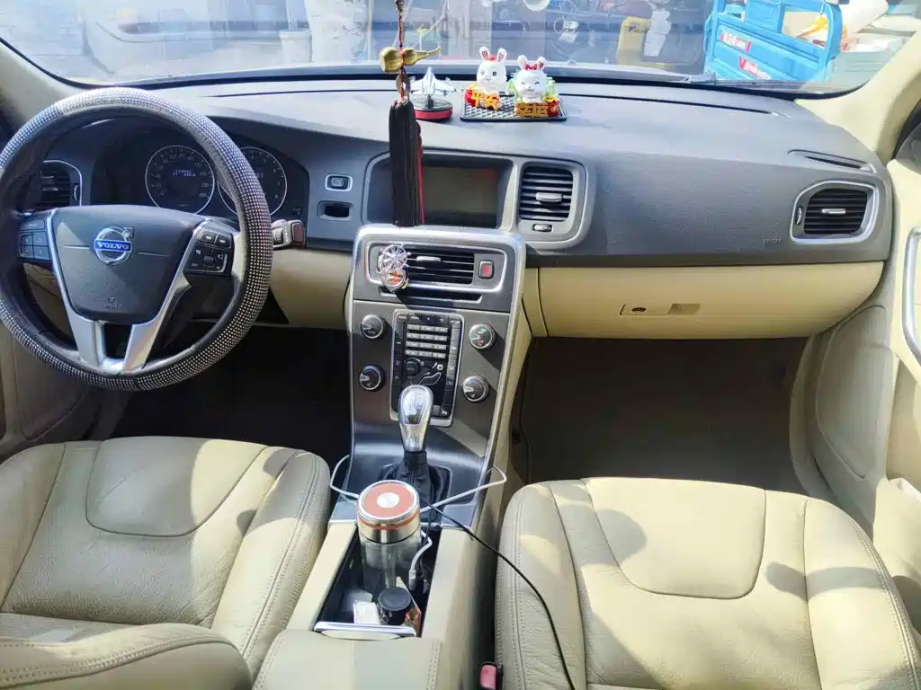 Volvo S60 (Import) 2013 2013 Model T5 Comfort Edition