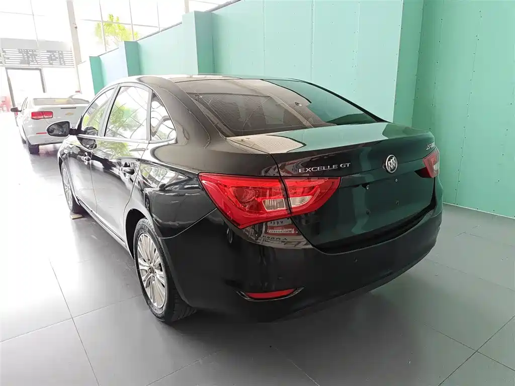Buick Excelle 2016 15N Manual Elite фото 5