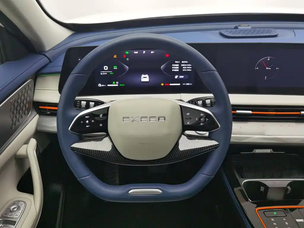 Exeed Chasing Wind C-DM 2025 2024 C-DM 1.5TCI 105KM Luxury Edition