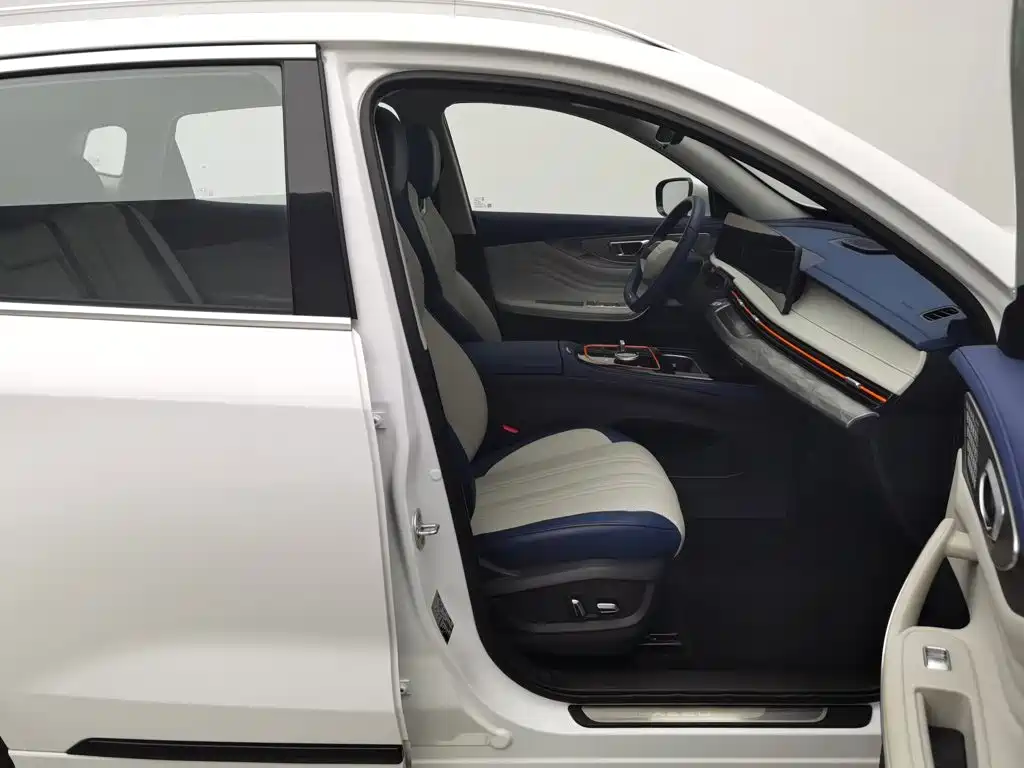 Exeed Chasing Wind C-DM 2025 2024 C-DM 1.5TCI 105KM Luxury Edition